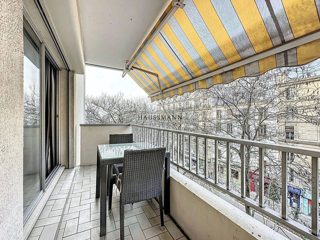Appartement à PARIS-19E