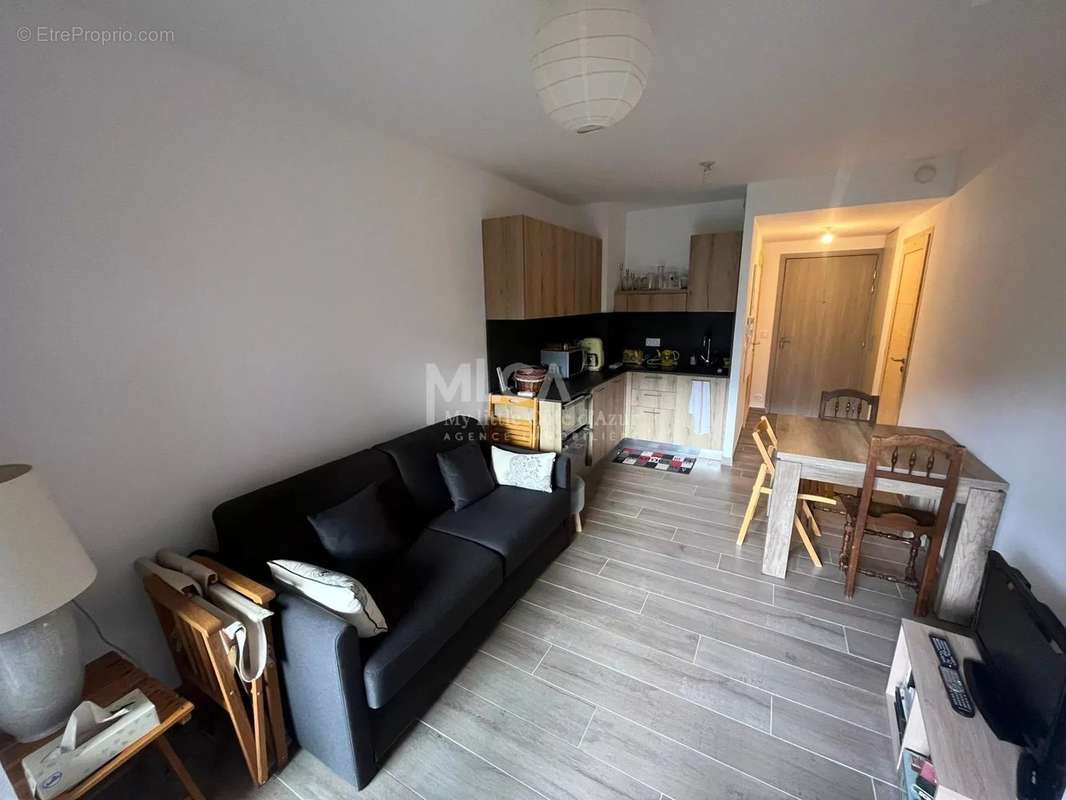 Appartement à SAINT-ETIENNE-DE-TINEE