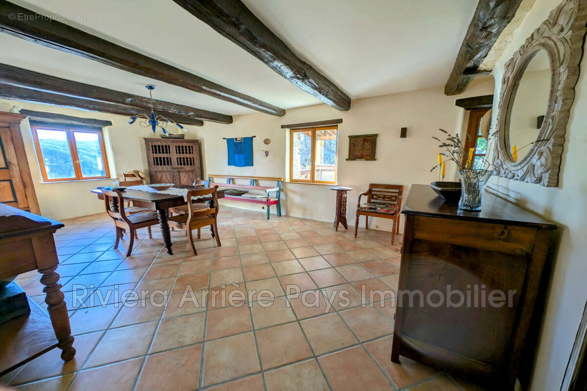 Maison à LA PENNE