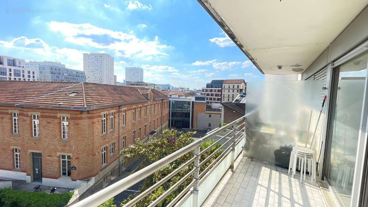 Appartement à PARIS-14E
