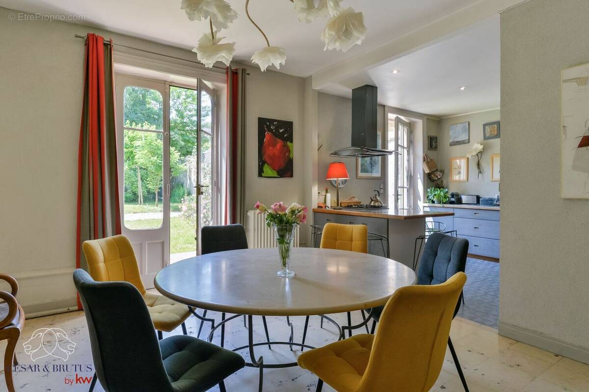 Maison à LYON-5E