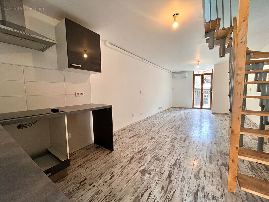 Appartement à AIX-LES-BAINS