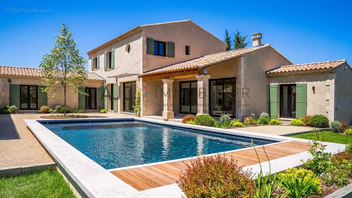 Maison à SAINT-REMY-DE-PROVENCE