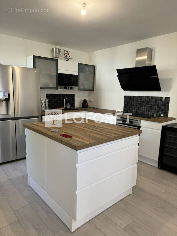 Appartement à LAMORLAYE