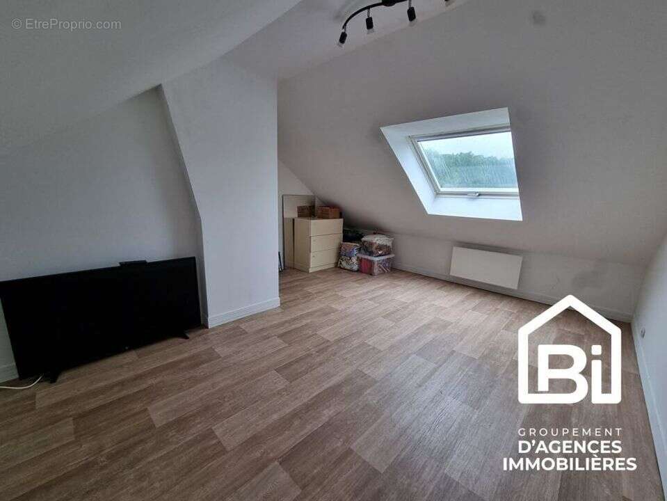 Maison à ARGENCES