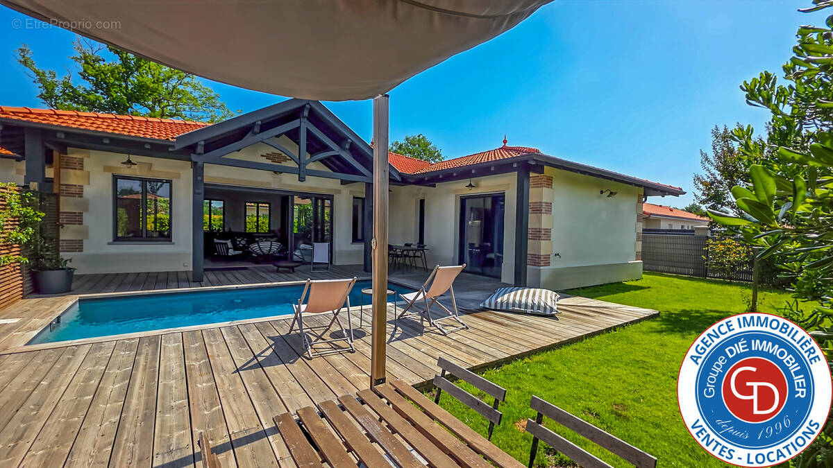 Maison à MIOS