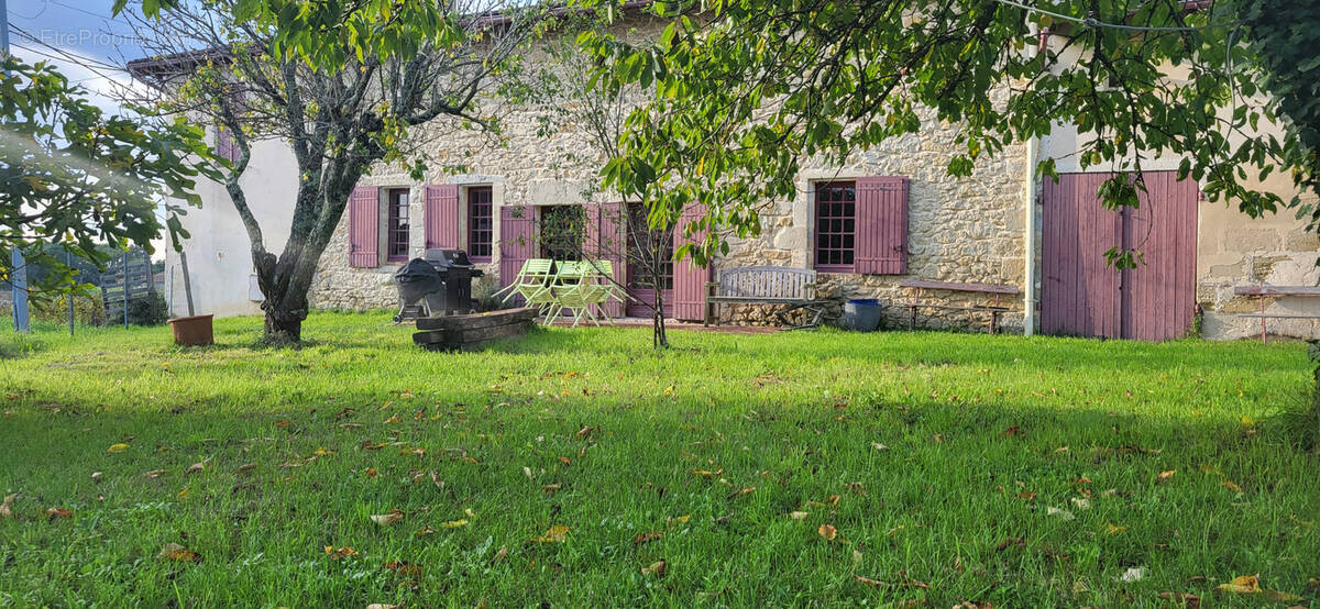 Maison à CADILLAC