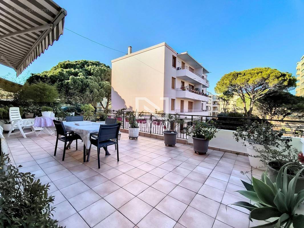 Appartement à SAINT-RAPHAEL