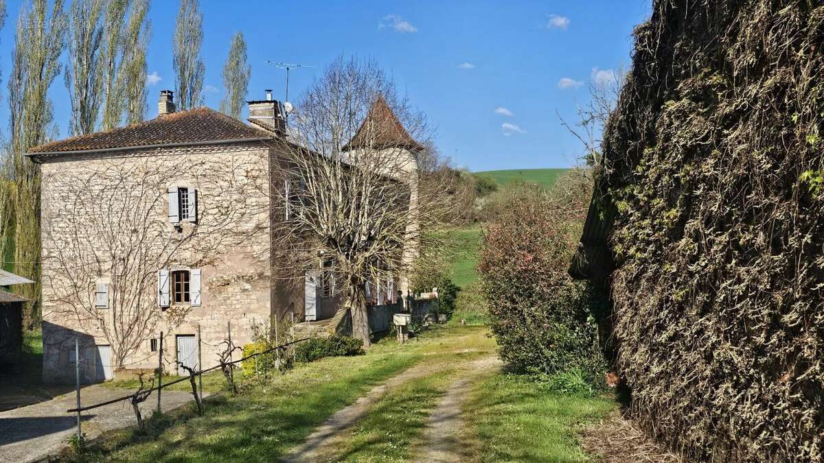 Maison à CASTELNAU-DE-MONTMIRAL