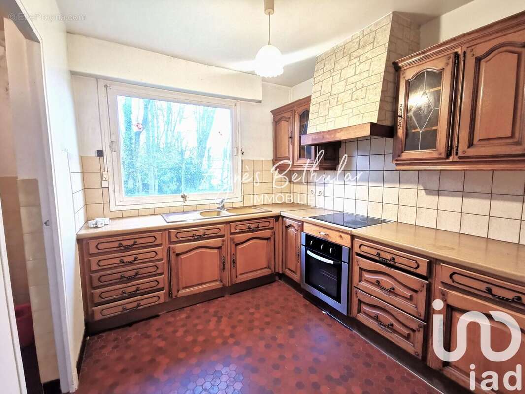 Photo 3 - Appartement à BURES-SUR-YVETTE