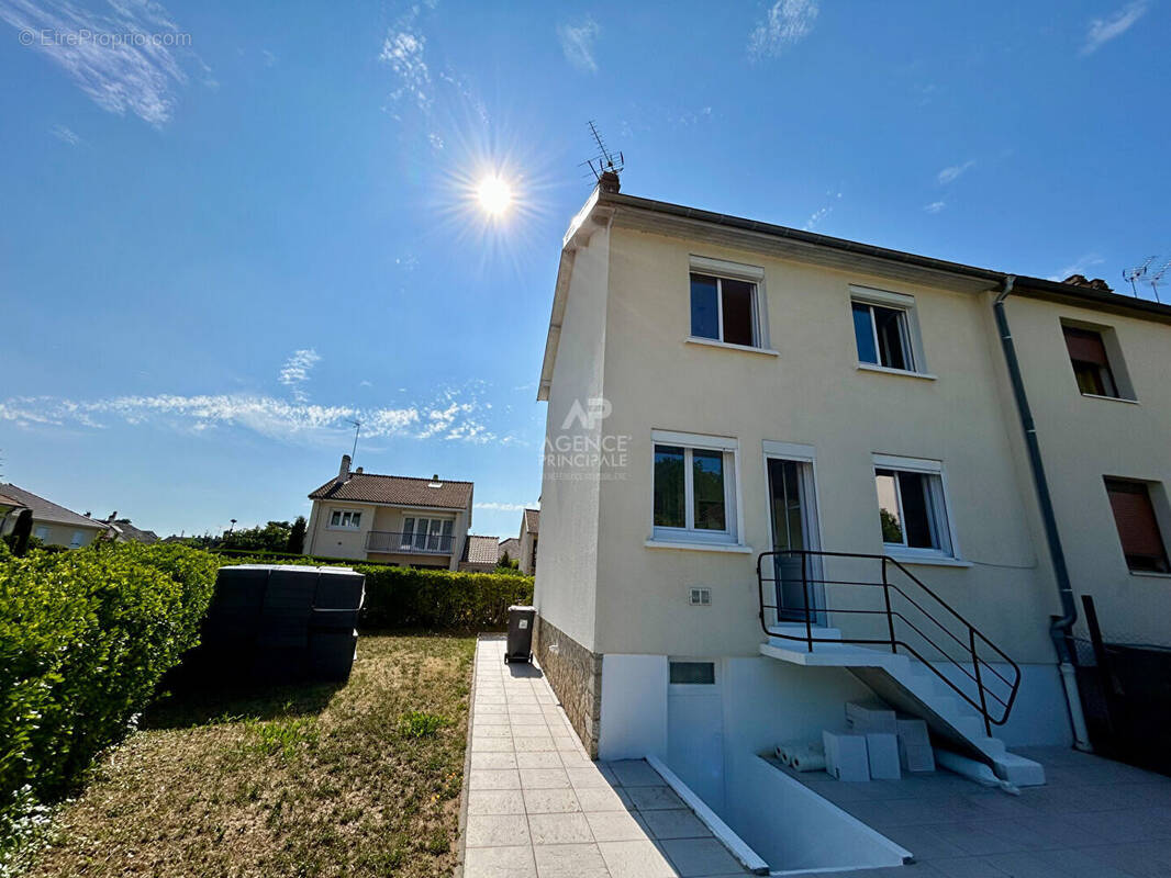 Maison à ACHERES