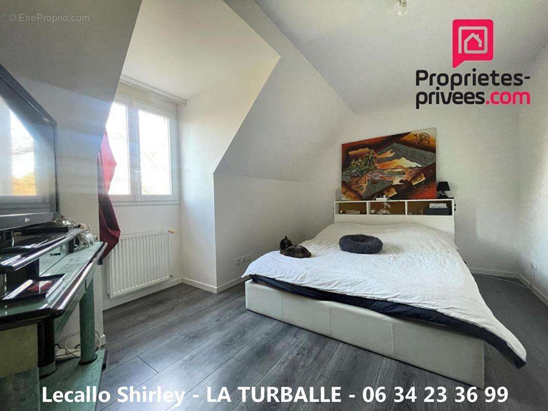 Maison à LA TURBALLE