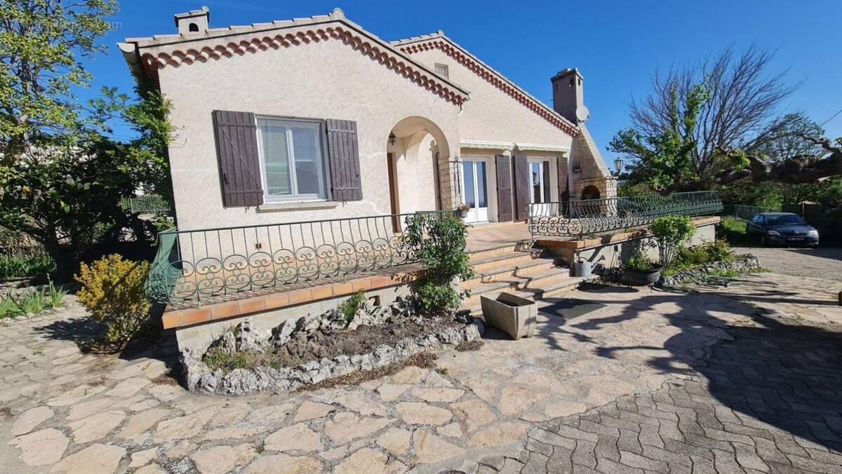Maison à BOURG-SAINT-ANDEOL