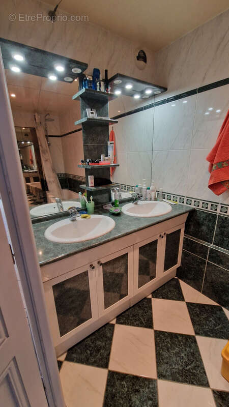 Appartement à RUEIL-MALMAISON