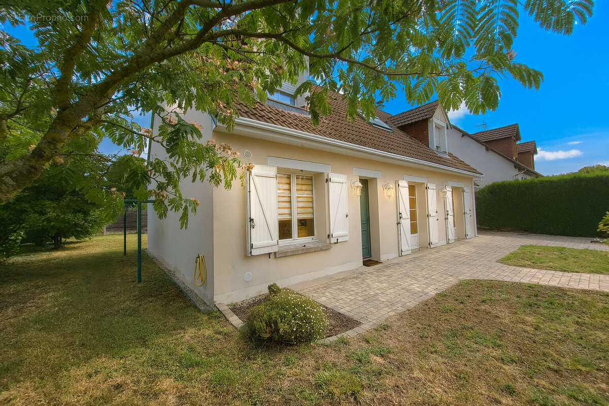 Maison à CHECY