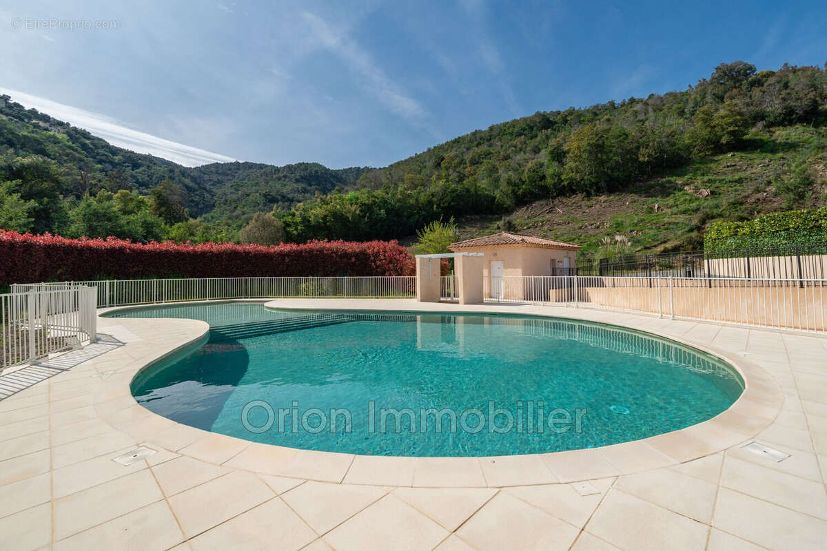 Appartement à MANDELIEU-LA-NAPOULE