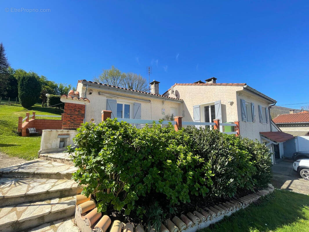 Maison à SAINT-AMANS-SOULT
