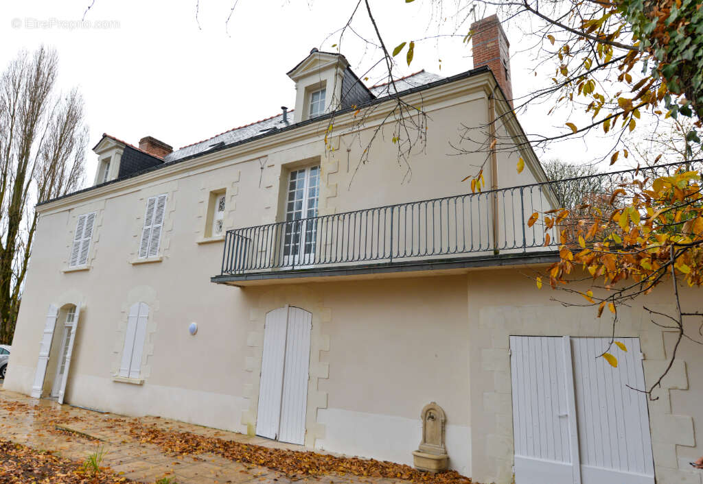 Maison à SAINT-BARTHELEMY-D&#039;ANJOU