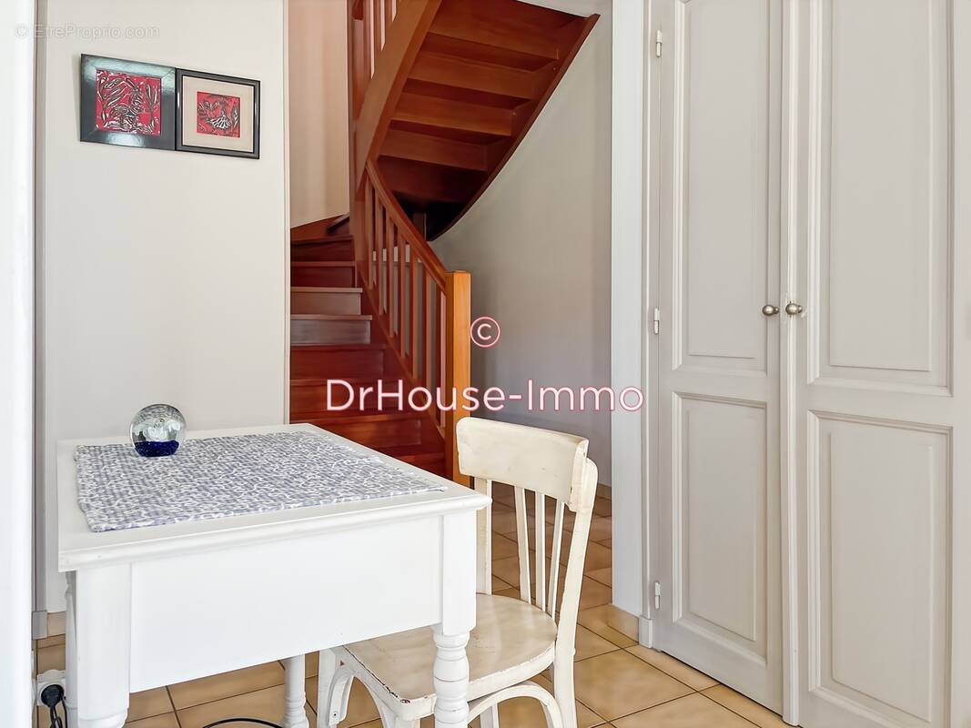Maison à ALTILLAC
