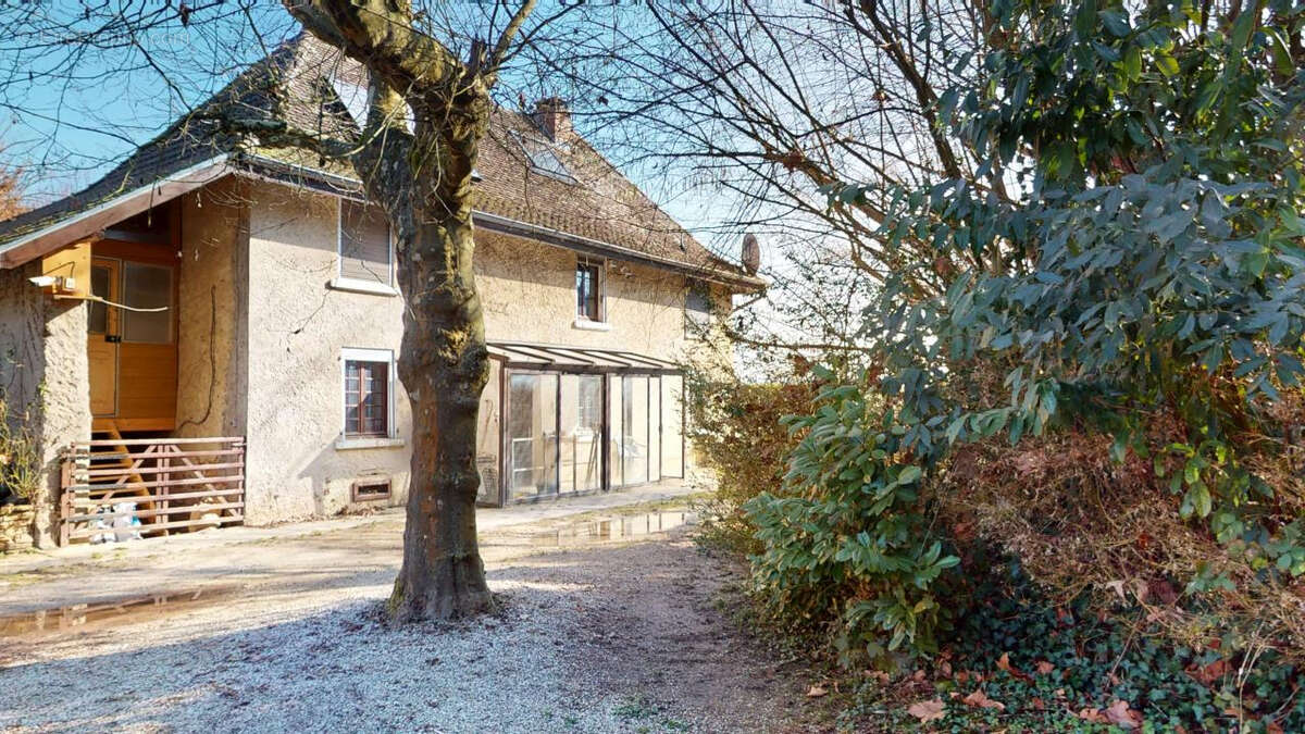 Maison à CORBELIN