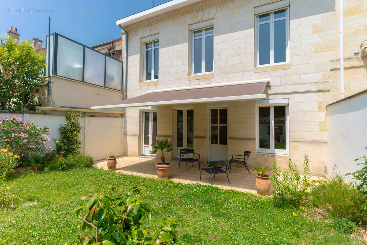 Maison à BORDEAUX