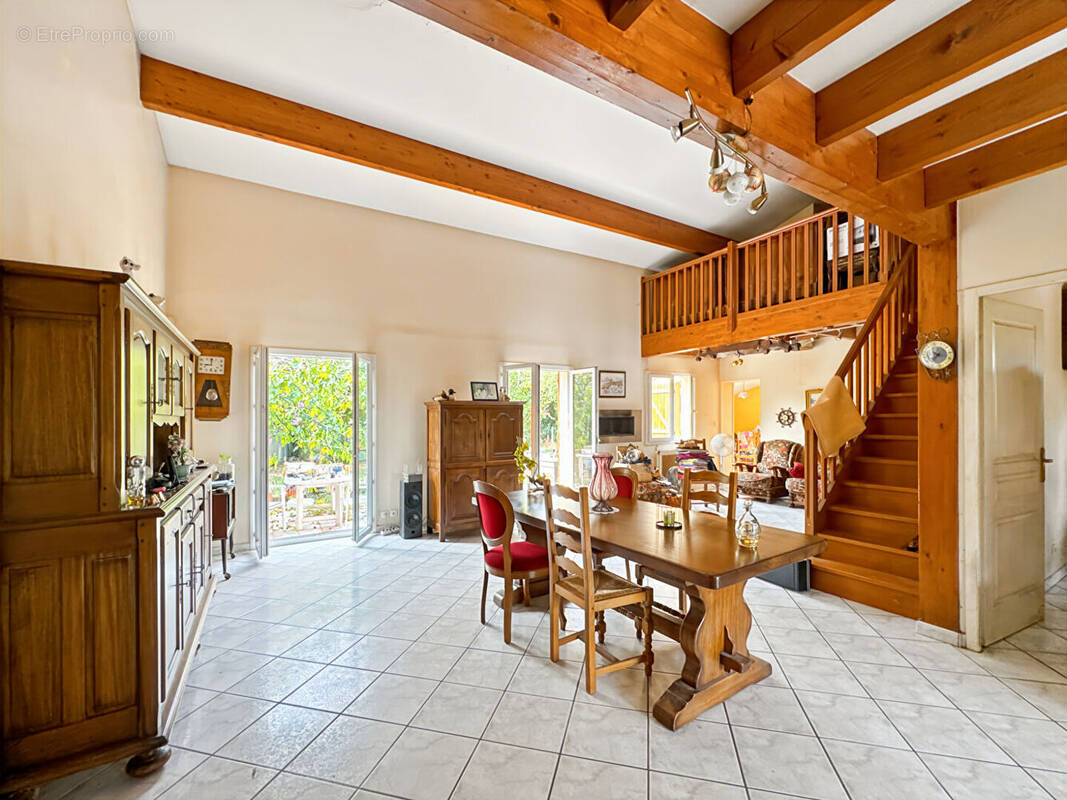 Maison à PESSAC