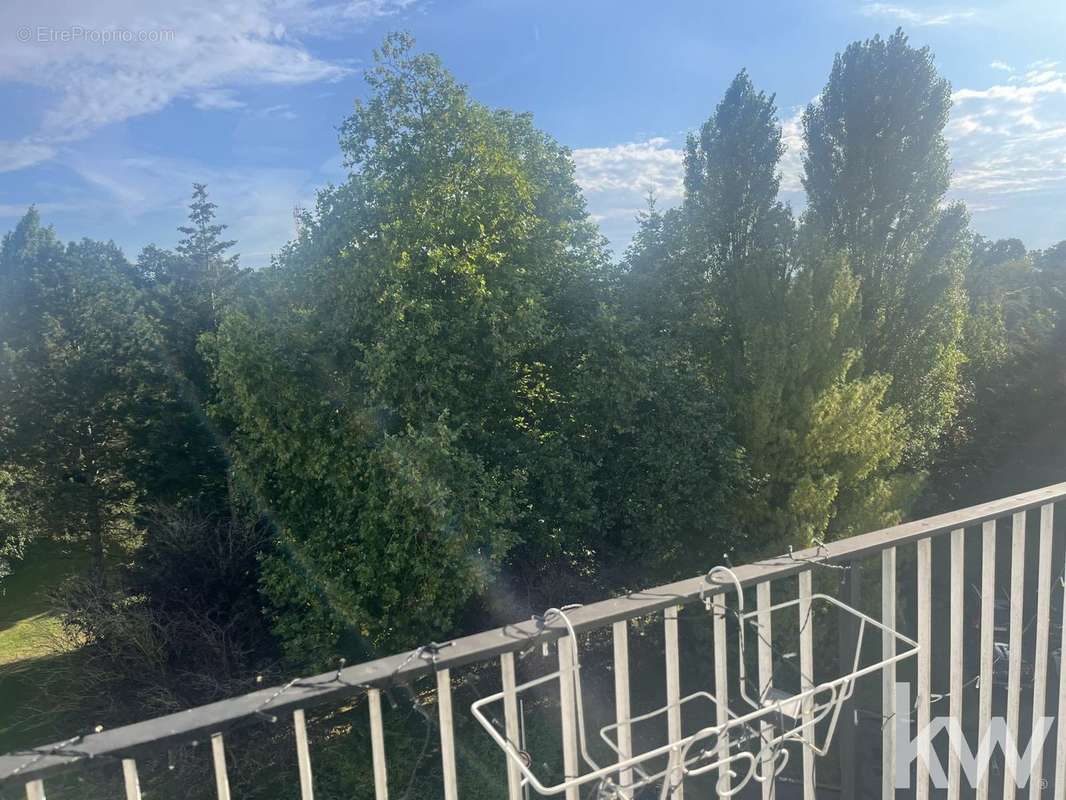 Appartement à LA CELLE-SAINT-CLOUD