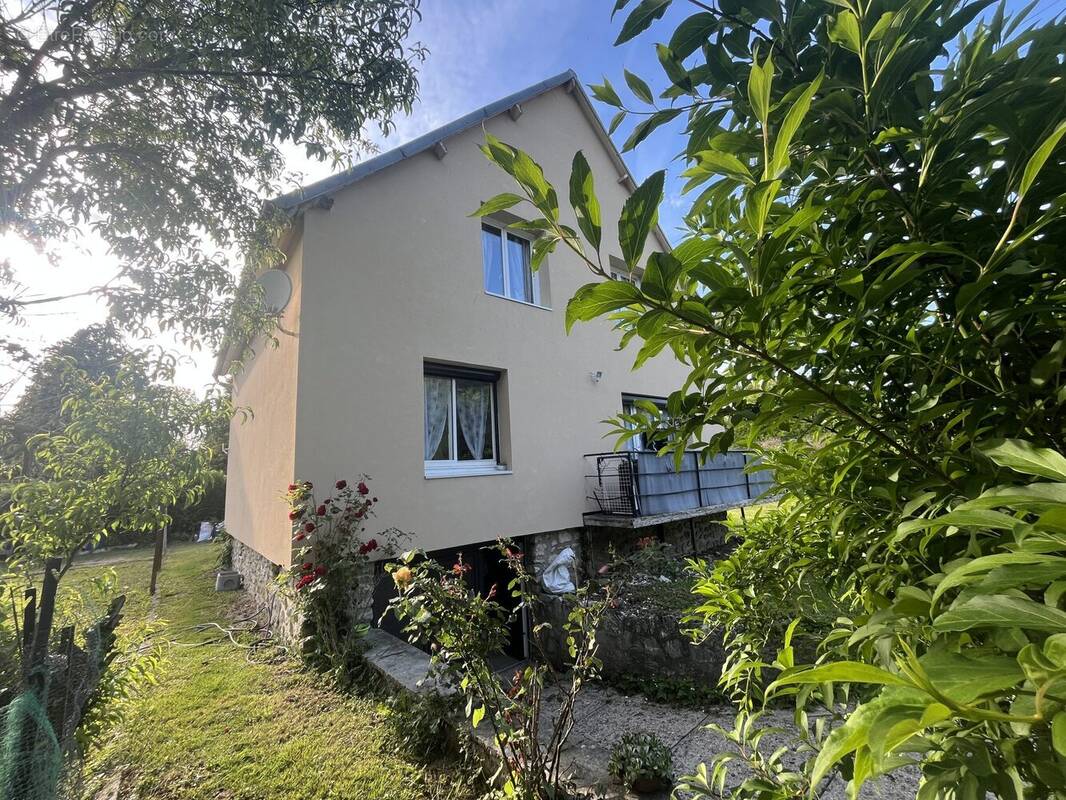 Maison à FLEURY-SUR-ANDELLE