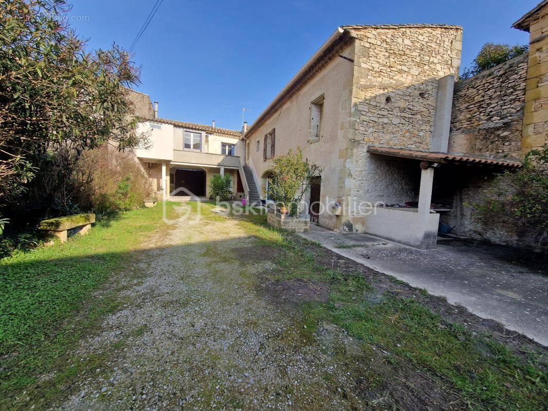 Maison à UCHAUD