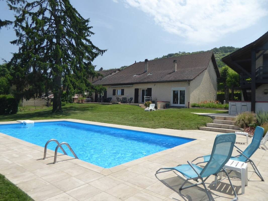 Maison à BOURGOIN-JALLIEU