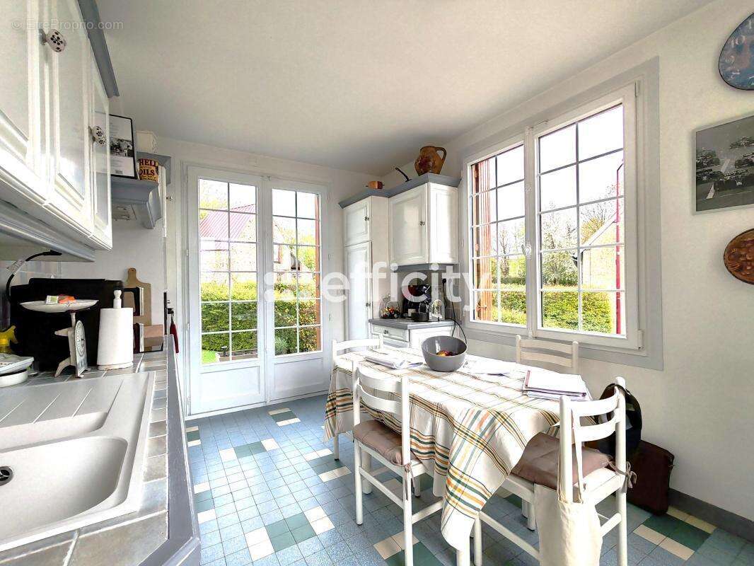 Maison à LES ASPRES