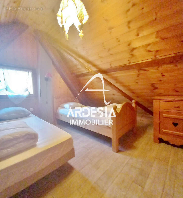 Maison à LE CHATEL