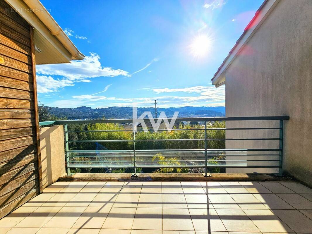 Appartement à GRASSE