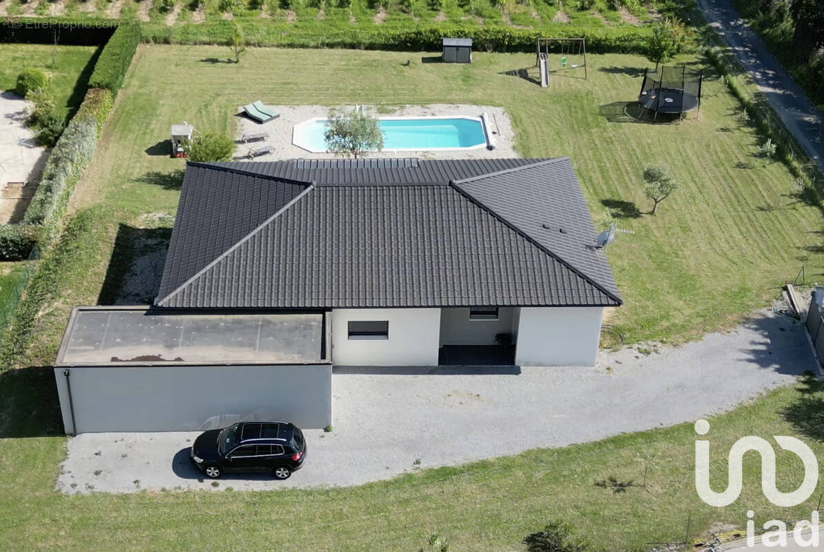 Photo 1 - Maison à VALLON-PONT-D&#039;ARC