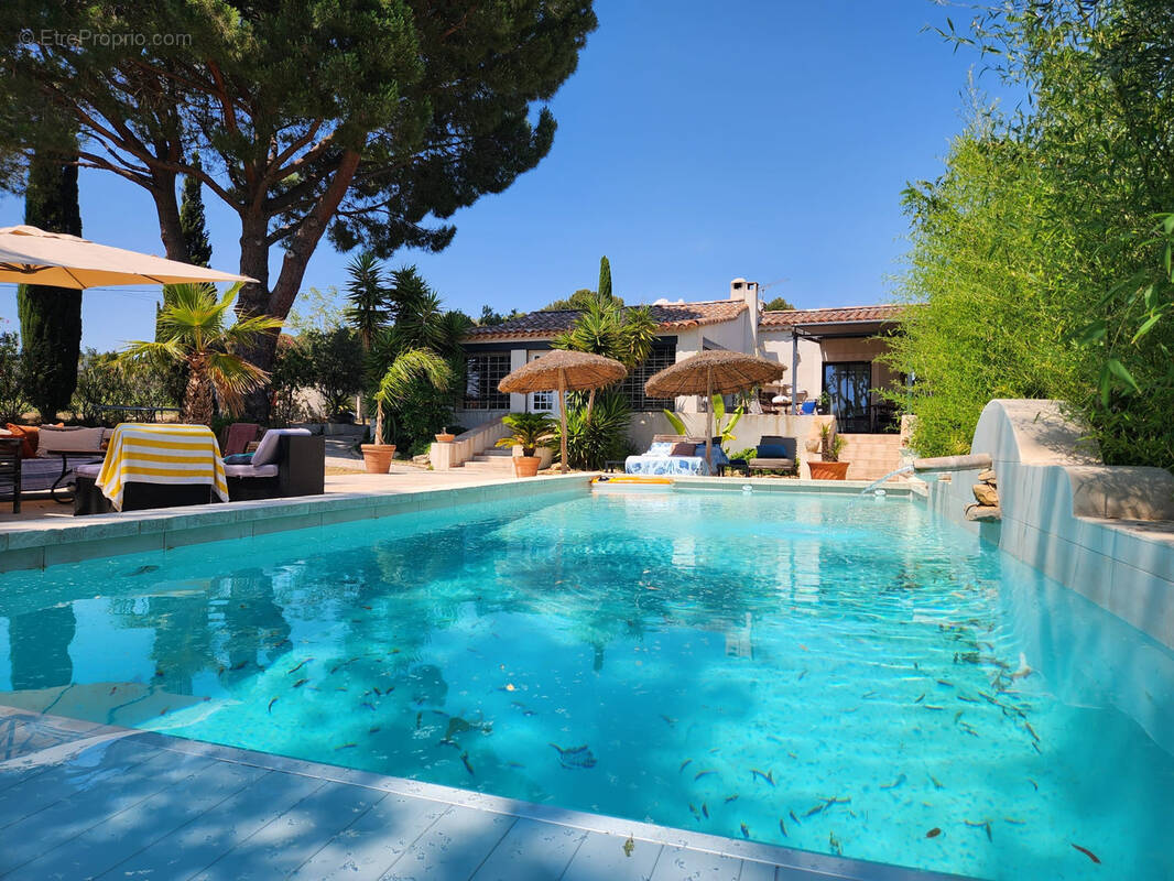 Maison à LA CADIERE-D&#039;AZUR