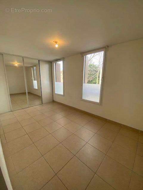 Appartement à MAUGUIO