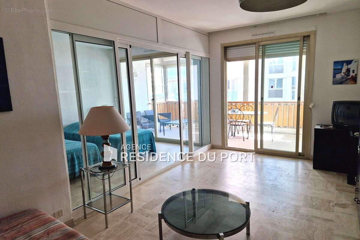 Appartement à MANDELIEU-LA-NAPOULE