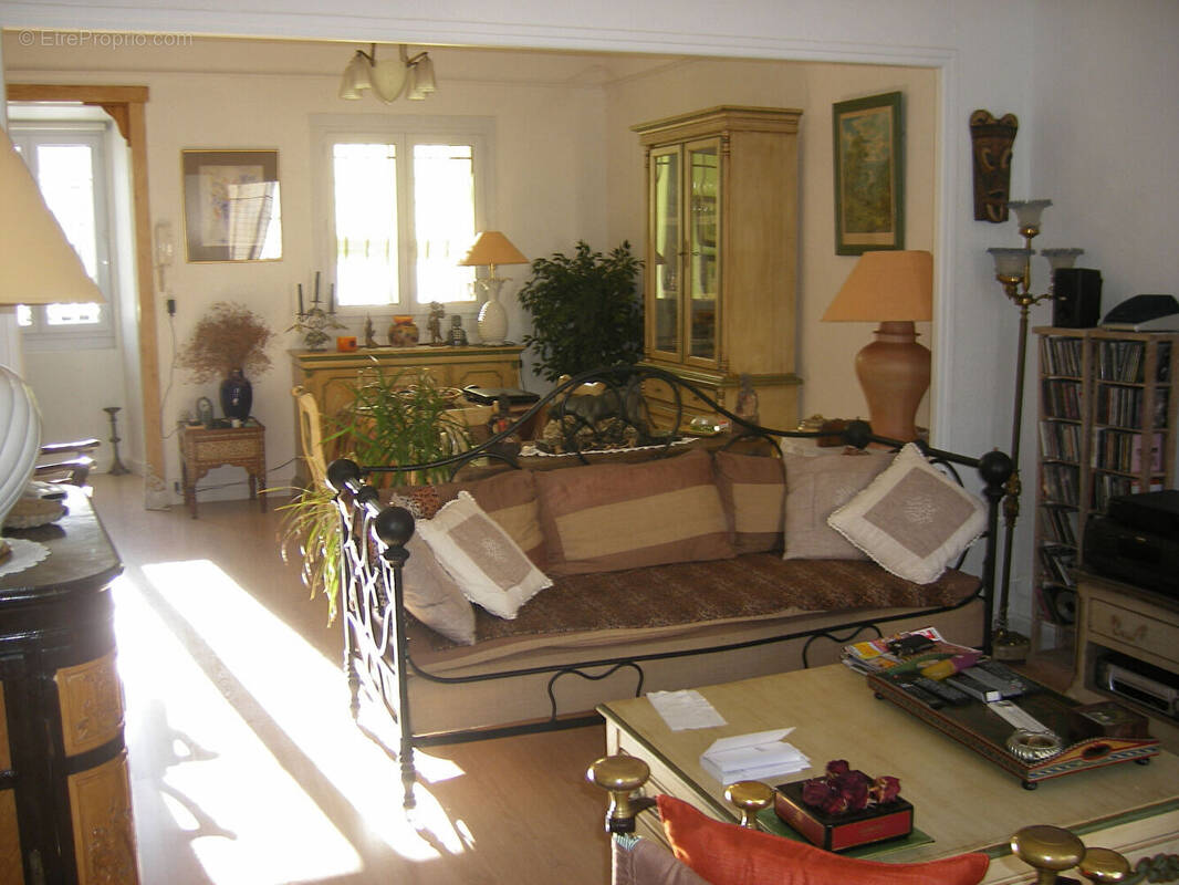 Appartement à HYERES