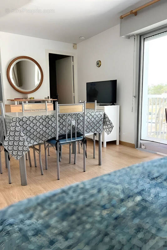 Appartement à CAMIERS