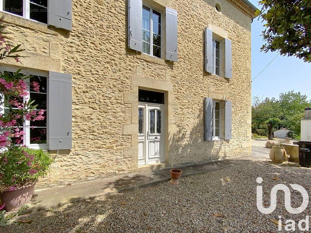 Photo 1 - Maison à SAINT-PIERRE-D&#039;AURILLAC