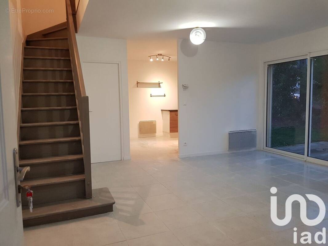 Photo 1 - Maison à SOISY-SUR-SEINE