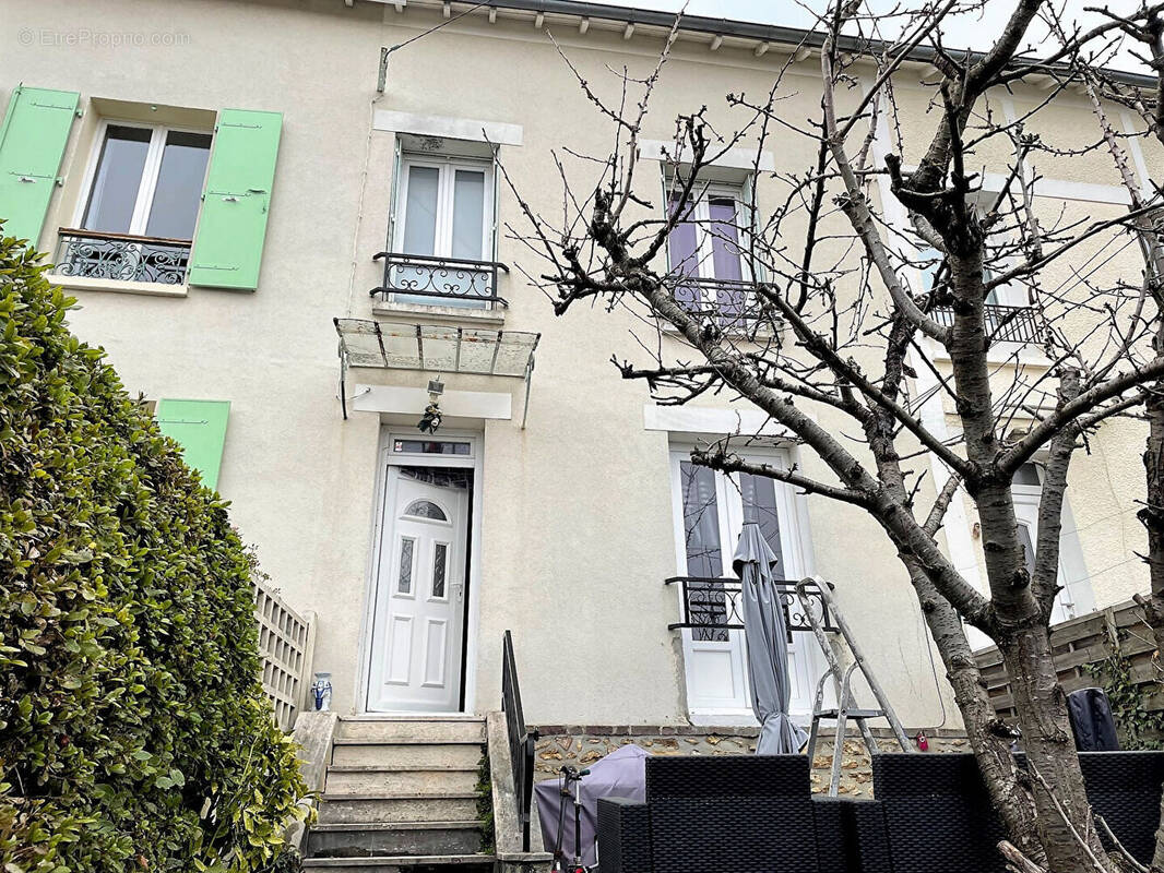 Maison à SAINT-LEU-LA-FORET