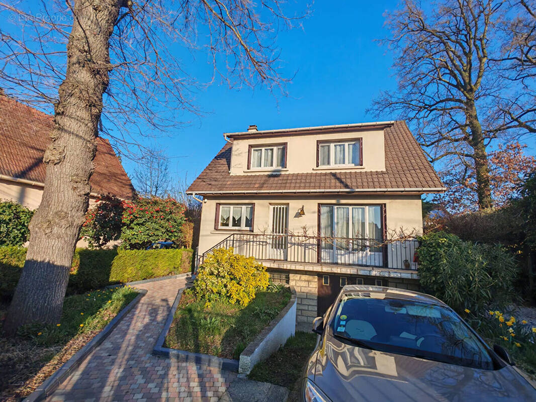 Maison à AULNAY-SOUS-BOIS