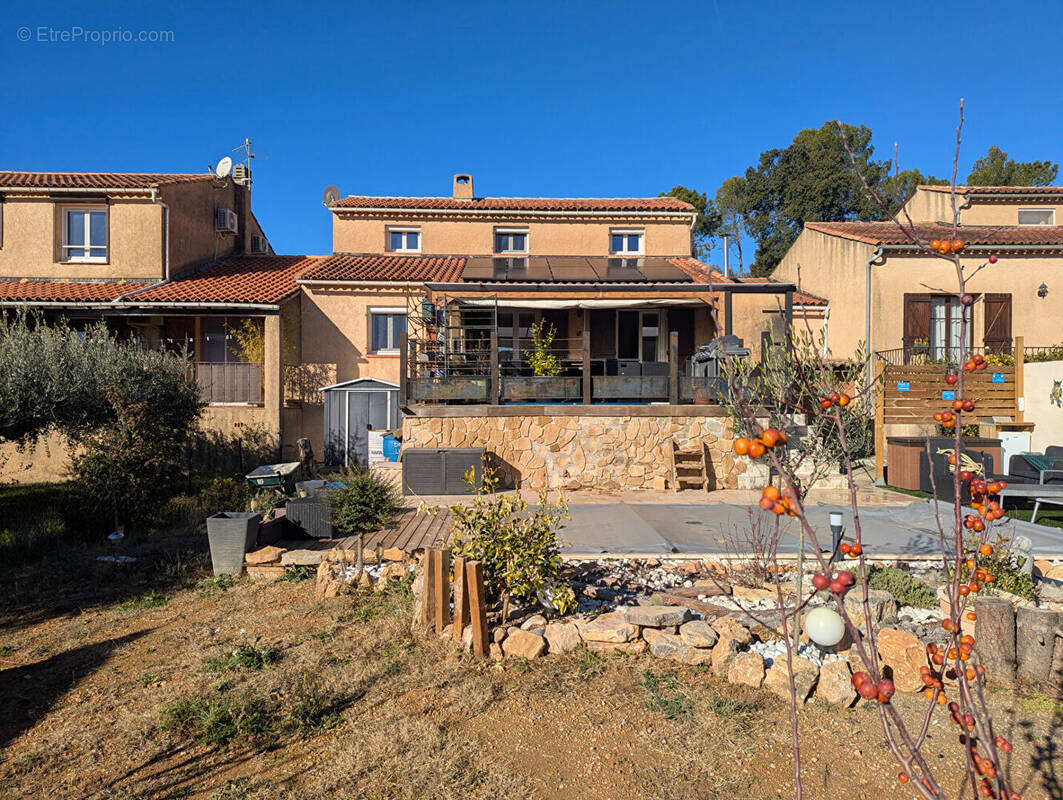 Maison à SALERNES