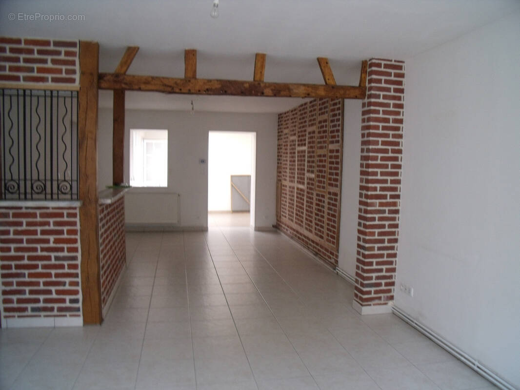 Appartement à AVESNES-LE-COMTE