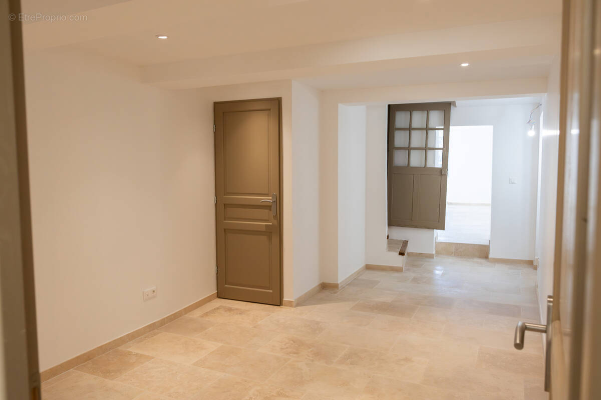 Maison à ANSOUIS