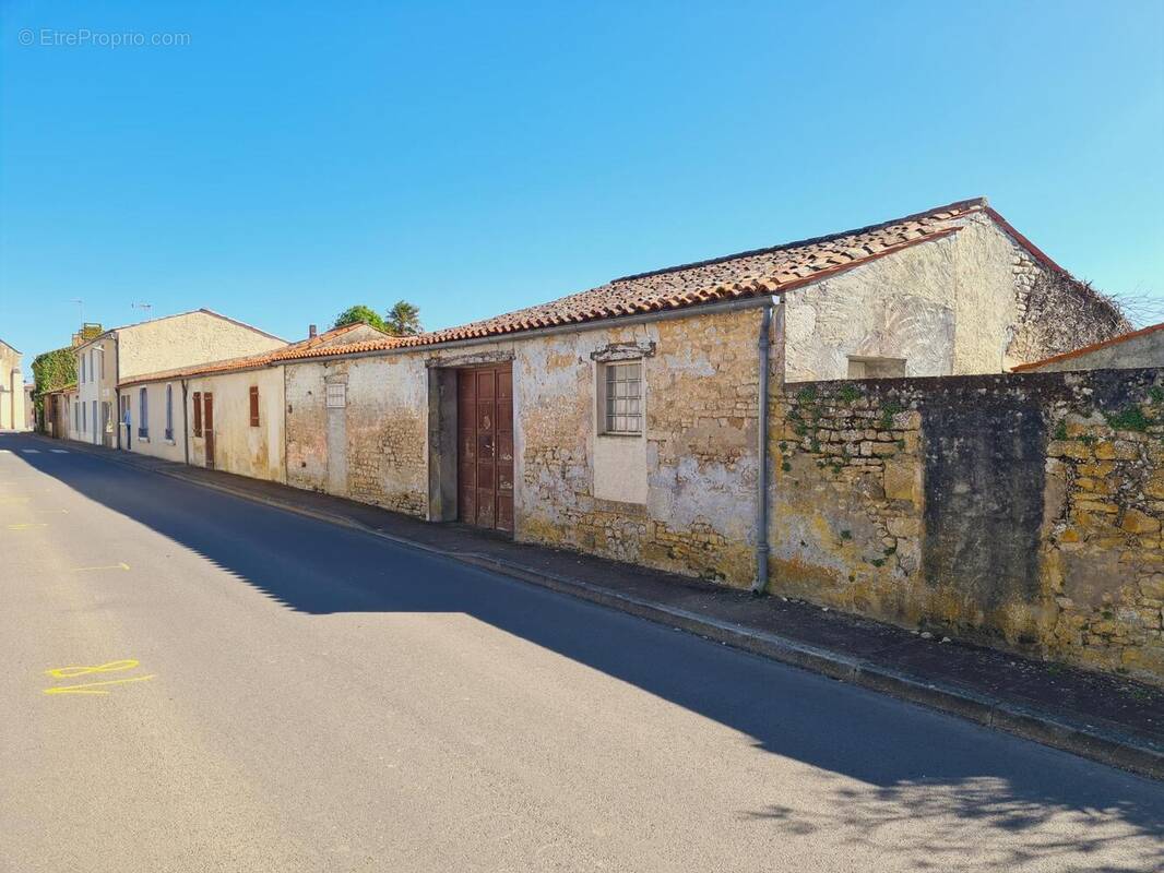 Photo 1 - Maison à CURZON