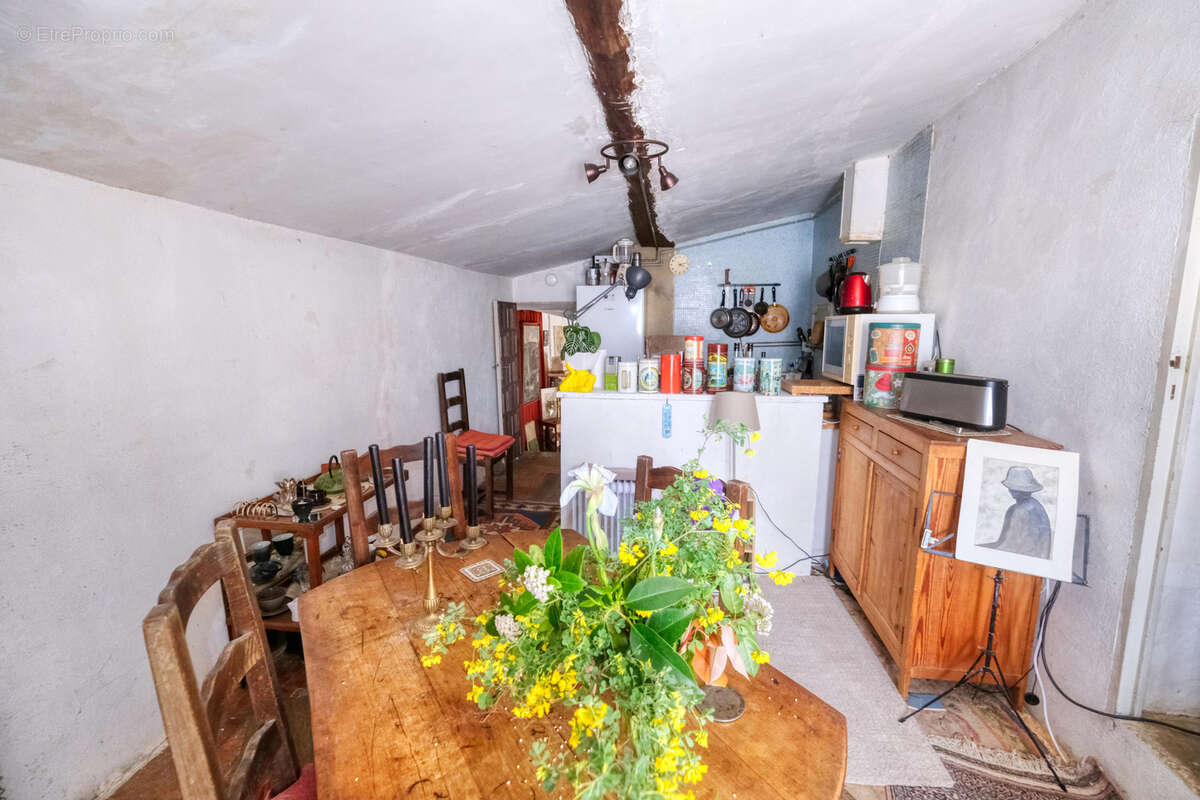Maison à CUCURON