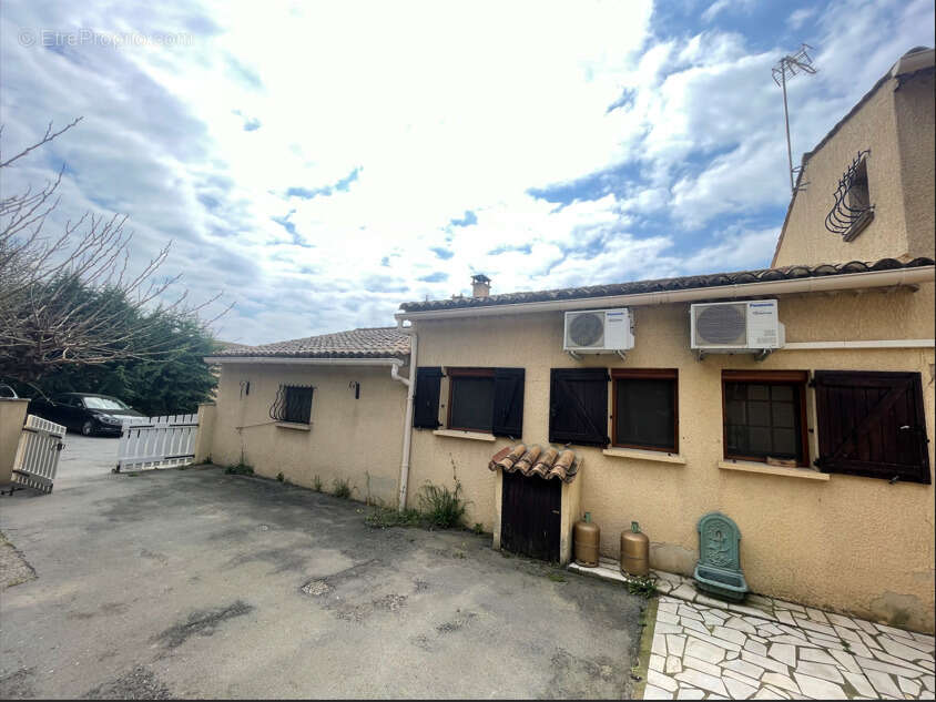 Maison à SAINT-MAXIMIN