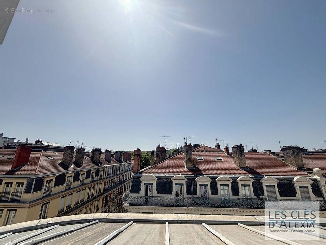 Appartement à LYON-6E